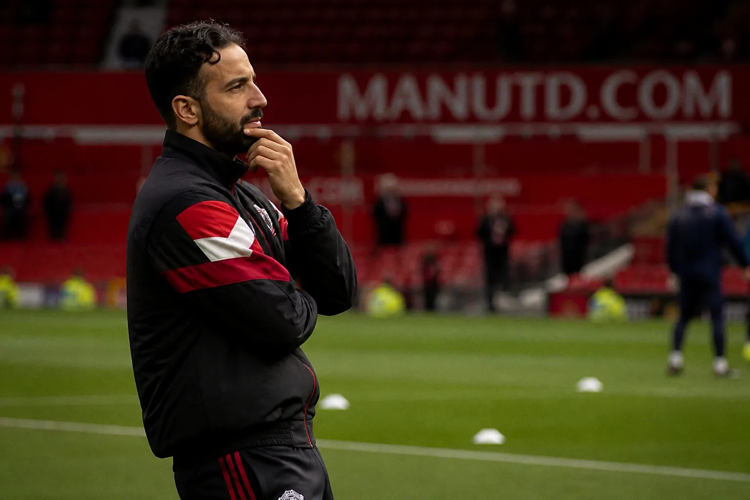 Manchester United : un mercato XXL avec 20 mouvements déjà actés et sept dossiers en suspens