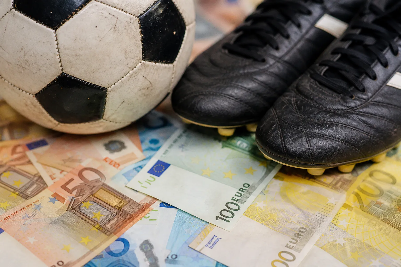 Mercato du 9 août : les dossiers René, Fofana et Ure sous la loupe