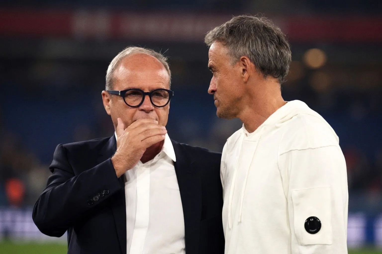 Mercato du PSG : les coulisses des dossiers Barcola, Mbaye et du futur gardien