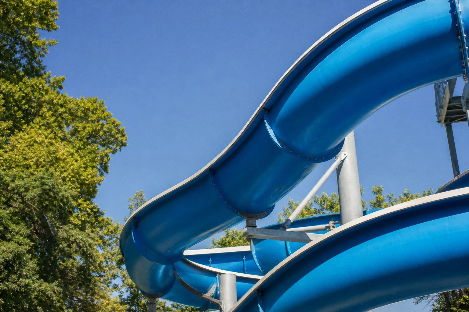 Parco Cavour : faut-il réserver pour profiter du parc aquatique ?
